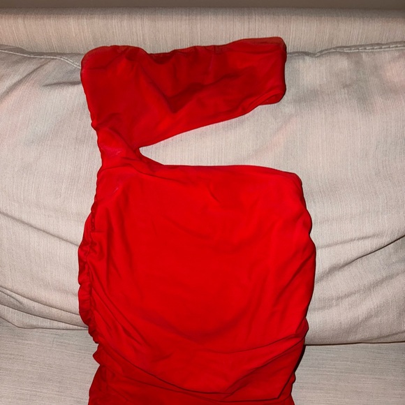 tiger mist red club dress strapless - Picture 4 of 5